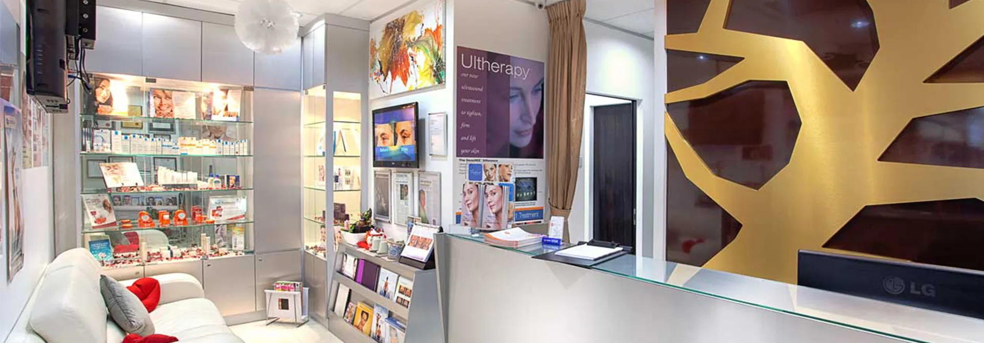 Medic Surgical and Laser Clinic interior
